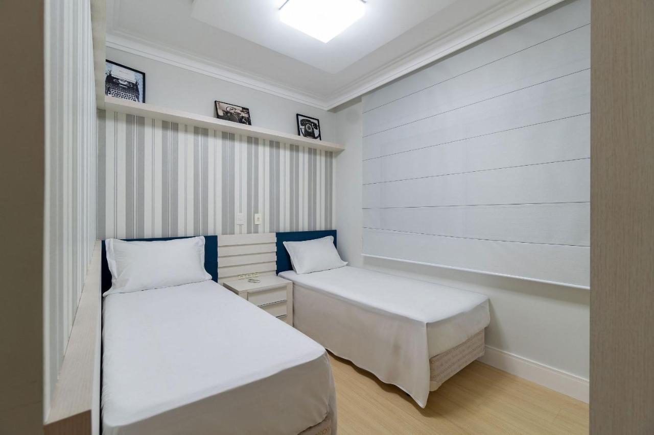 Varandas Do Atlantico - Apartamento Em Condominio Pe Na Areia Бомбиняс Екстериор снимка